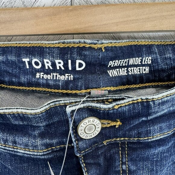 Torrid Jeans Perfect Wide Leg Vintage Stretch Denim Womens Plus Size 16 Tall NWT - Picture 2 of 6